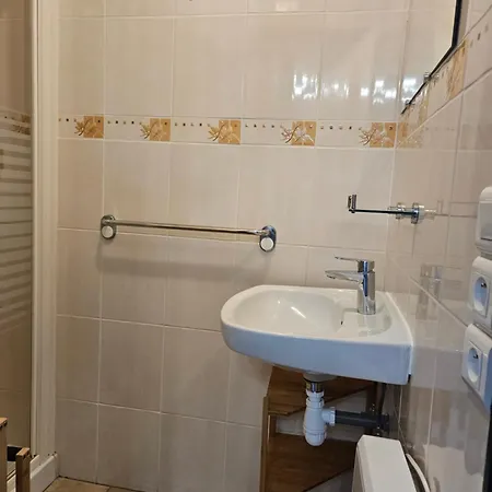 Maisonnette 4/6p. Piscines Toboggans Et 200m Holiday home